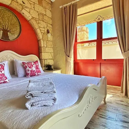 Maison D'azur Alojamento de Acomodação e Pequeno-almoço Alacati