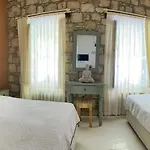 Maison D'azur Alojamento de Acomodação e Pequeno-almoço Alacati