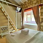 Maison D'azur Alojamento de Acomodação e Pequeno-almoço Alacati