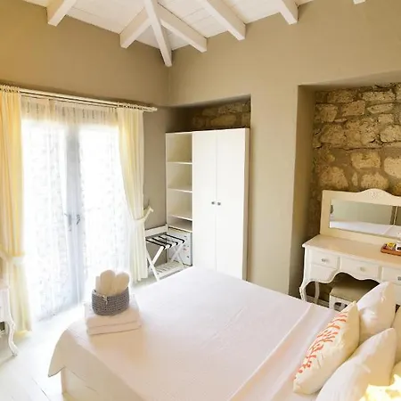 ميزون دازور 4* ألاتشاتي