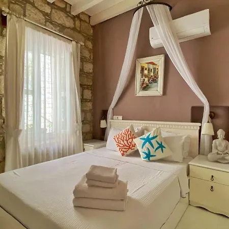 Maison D'azur Bed & Breakfast