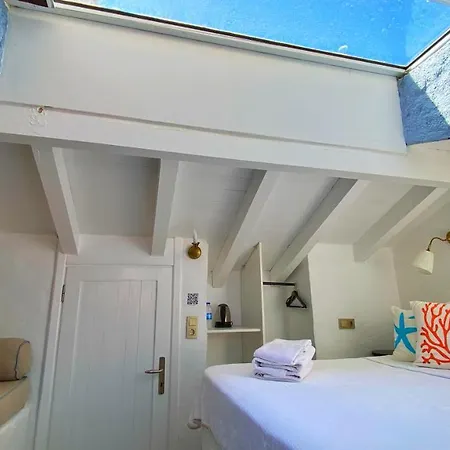 Maison D'azur אלאקאטי