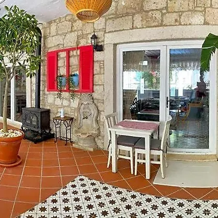 Maison D'azur Alojamento de Acomodação e Pequeno-almoço 4*
