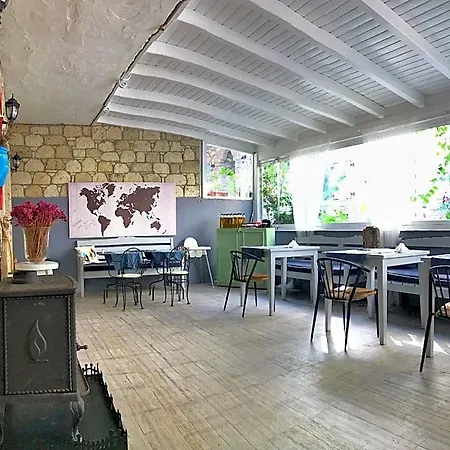 Frühstückspension Maison D'azur Alaçatı